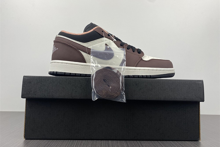 Air Jordan 1 Low “Mocha Brown”  DC6991-200