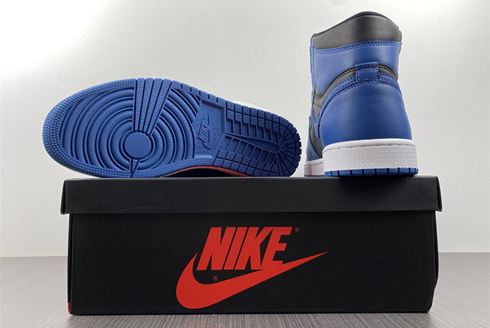 Air Jordan 1 High OG “Dark Marina Blue”  555088-404