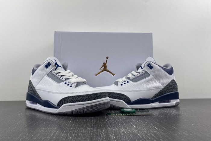 Air Jordan 3 “Midnight Navy”  CT8532-140
