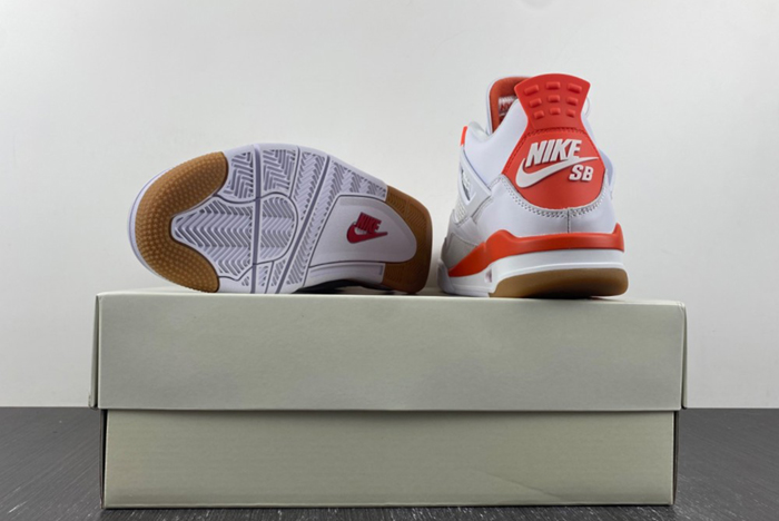 Nike SB x Air Jordan 4 ‘’DR5415-108