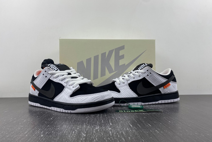 TIGHTBOOTH x Nike SB Dunk Low  FD2629-100