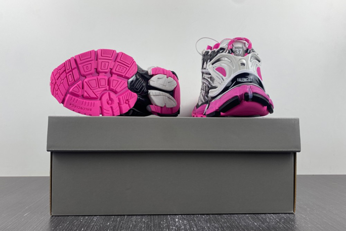 7.0 BALENCIAGA -Runner 677402 W3RBW 9155.47