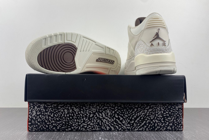 Travis Scott x Air Jordan 3 “Palomino”  136064-668