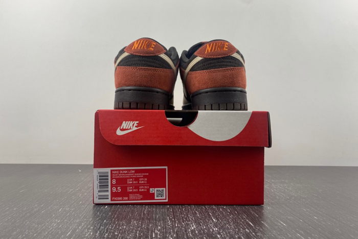 Nike Dunk Low “Red Panda”  FV0395-200