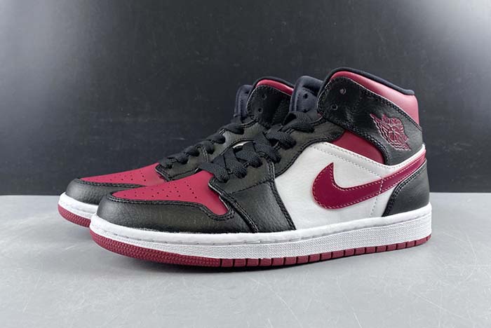 Air Jordan 1 Mid 