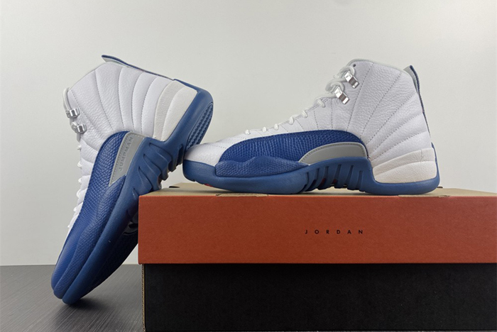 NIKE Air Jordan 12 FrenchBlue 130690-113