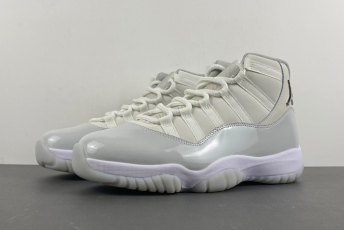 Air Jordan 11 AR0715-110