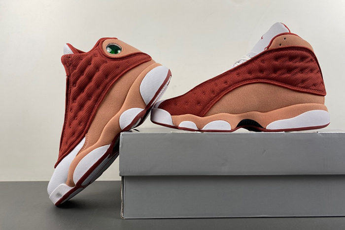Air Jordan 13 “Dune Red”  DJ5982-601