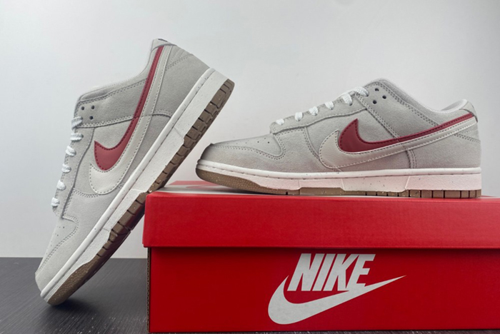 Nike Dunk Low SE “85”  DO9457-1002