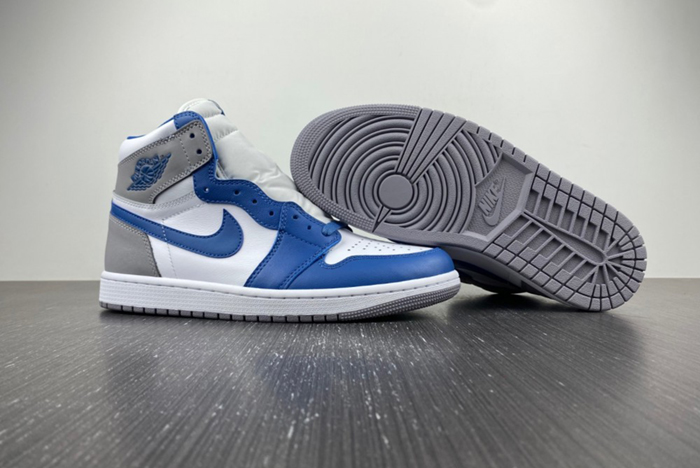 Air Jordan 1 High OG “True Blue” DZ5485-410