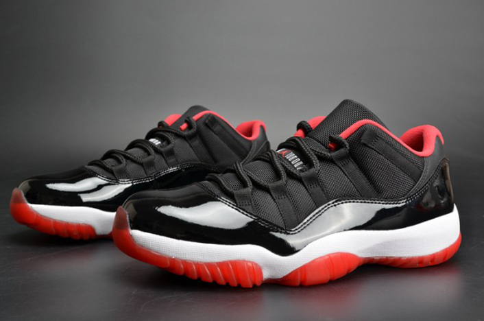 AIR JORDAN 11 RETRO LOW 