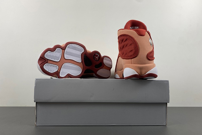 Air Jordan 13 “Dune Red”  DJ5982-601