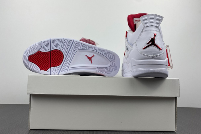 Air Jordan 4 White university Red CT8527-112