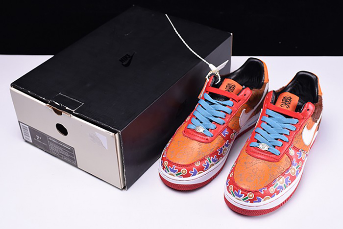Nike Air Force 1 Low Premium AF1  "Year of the Dog" 313404-611