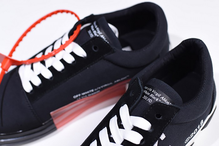 OFF-WHITE C/O VIRGILABLOH 18FW