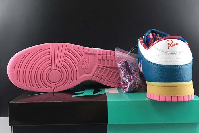 NIKE SB DUNK LOW CN4504-105