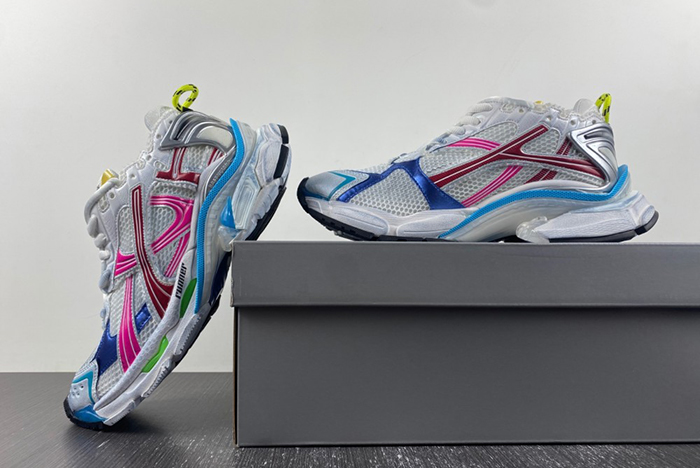 7.0 BALENCIAGA -Runner、772774-W3RBW-9645