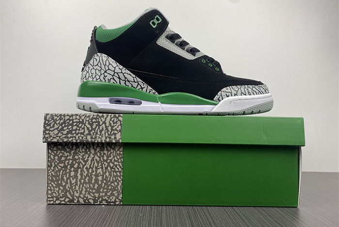 Air Jordan 3 “Pine Green”  CT8532-030