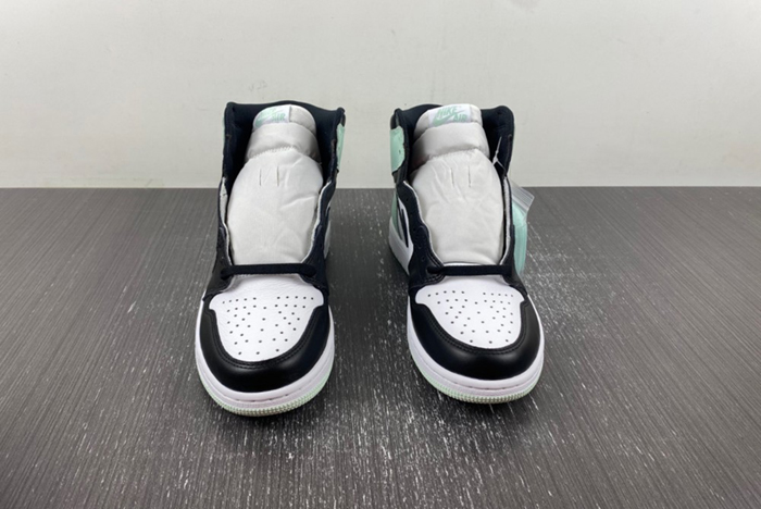 AIR JORDAN 1 RETRO HIGH OG NRG AJ1 861428 100