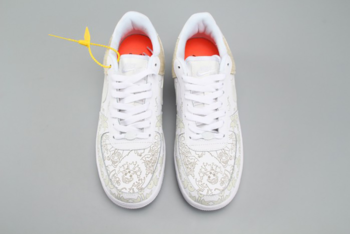 NIKE AIR FORCE 1’07 LV8 SUEDE WHITE A09281-100