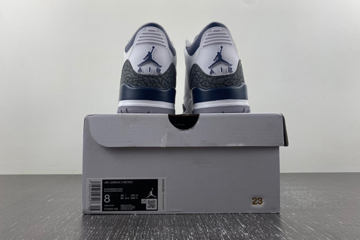 Air Jordan 3 “Midnight Navy”  CT8532-140
