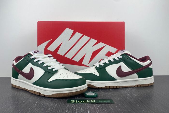 Nike Dunk Low “Gorge Green”  FB7160-161