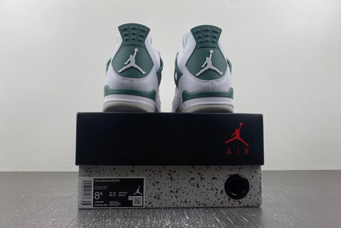 Air Jordan 4 “Oxidized Green” FQ8138-103