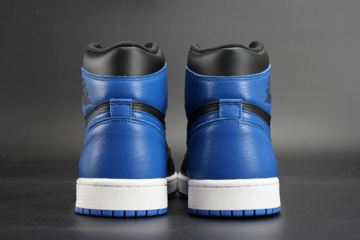 Air Jordan 1 Retro High OG 2017 Royal Blue 555088-007