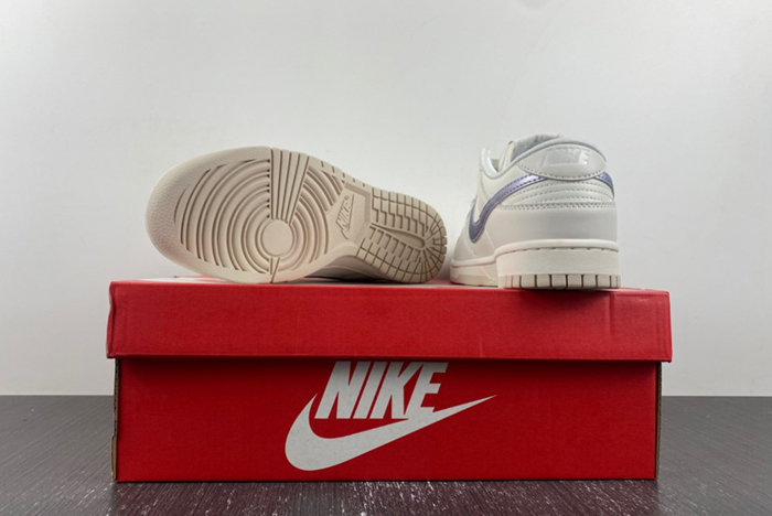 Nike Dunk Low Metallic Purple DX5930-100
