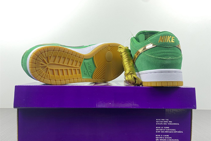 Nike SB Dunk Low “St. Lucky Green BQ6817 303