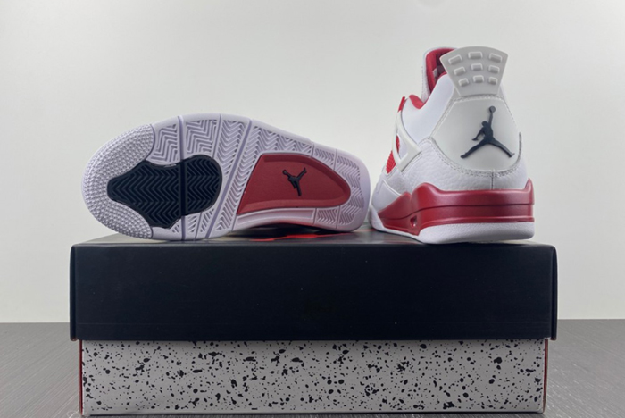 AIR JORDAN 4 RETRO alternate  308497-106