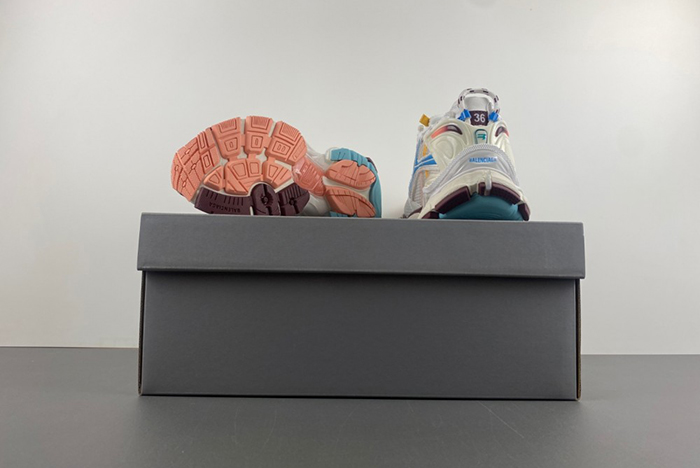 Balenciaga  772774-W3RNY-0326