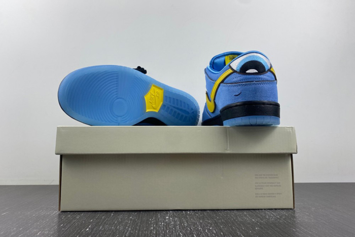 The Powerpuff Girls x Nike SB Dunk Low “Bubbles” FZ8320 400