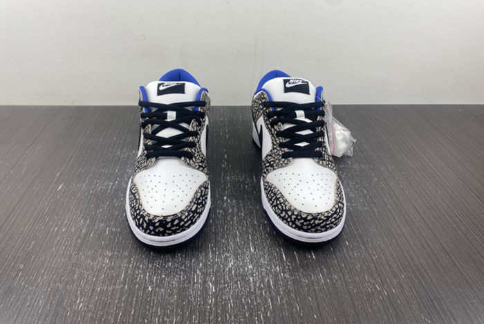 Supreme × Nike SB Dunk Low “White Cement 304292-001