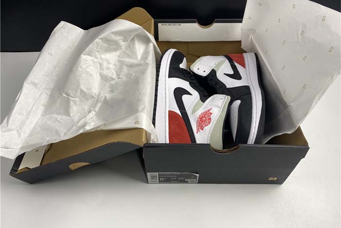 Jordan 1 Mid SE Union Black Toe - 852542-100