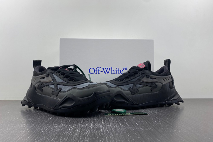 OFF WHITE OW