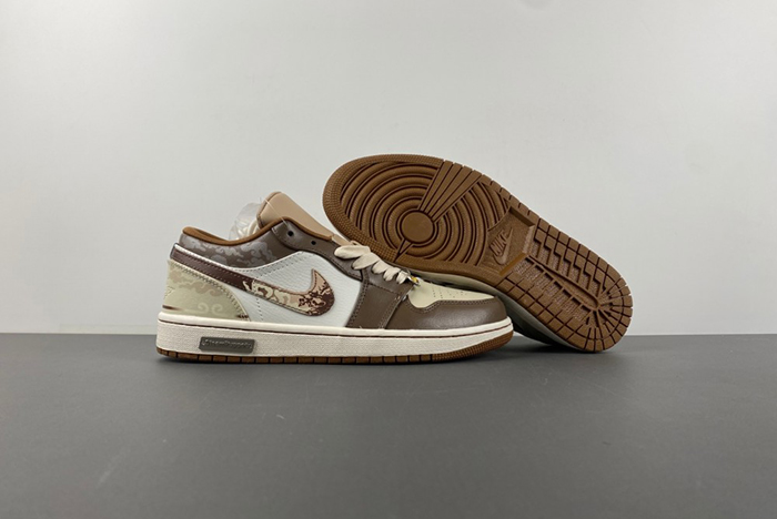 Air Jordan 1 Low HF5743-221