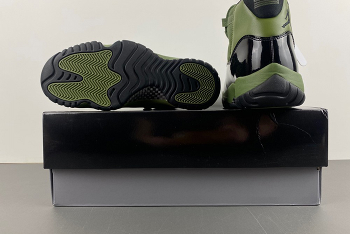 Air Jordan 11 CT8012-300