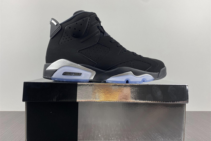 Air Jordan 6 “Metallic Silver”  DX2836-001