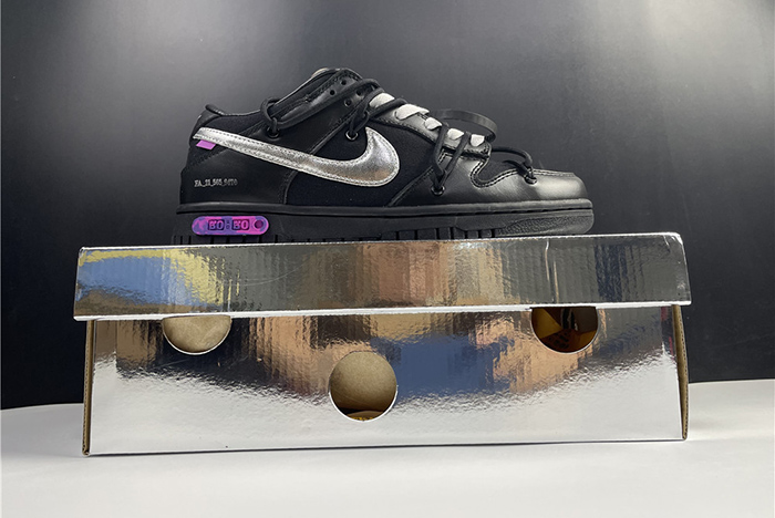 Off-White x Nike Dunk Low DM1602-001