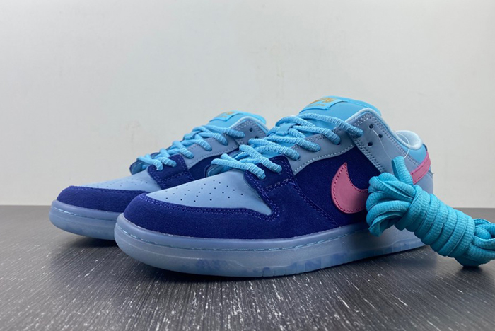 Run The Jewels x Nike SB Dunk Low DO9404-400