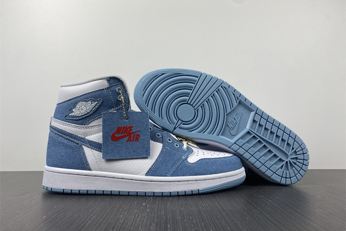 Air Jordan 1 High OG WMNS “Denim” DM9036-104