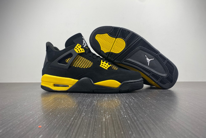 Air Jordan 4 Thunder 308497-017