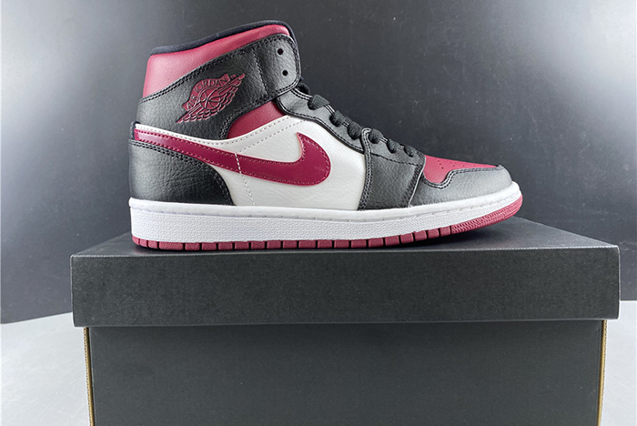 Air Jordan 1 Mid "Metallic Red" 554724-066