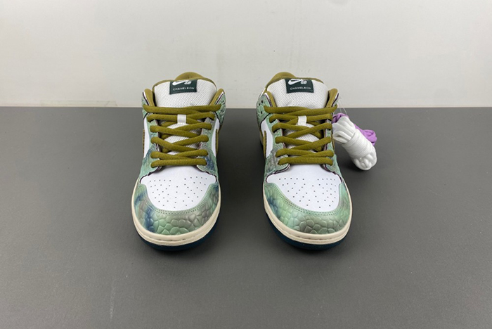 Alexis Sablone x Dunk Low SB 