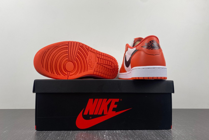 Air Jordan 1 Low OG “Shattered Backboard” CZ0790-801