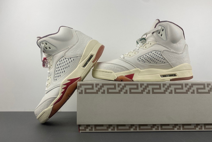 Air Jordan 5 "El Grito" Sail and Dark Pony HF8833-100