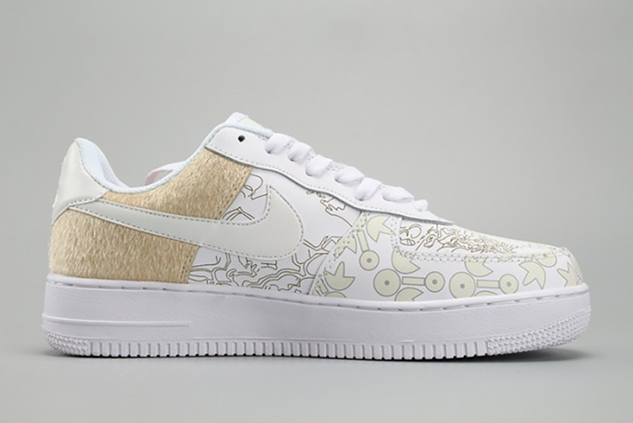NIKE AIR FORCE 1’07 LV8 SUEDE WHITE A09281-100