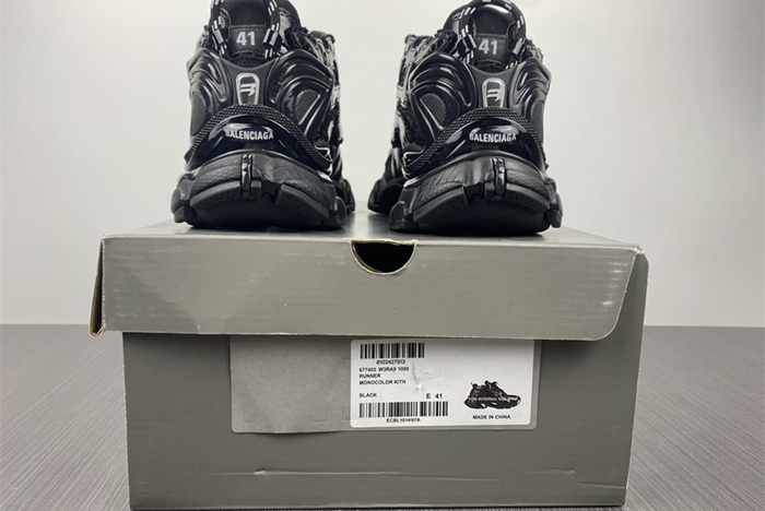 7.0 BALENCIAGA -Runner