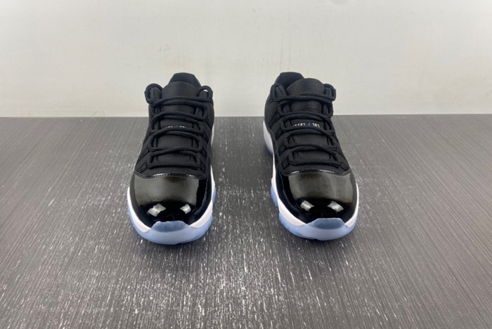 Air Jordan 11 “Space Jam  FV5104-004